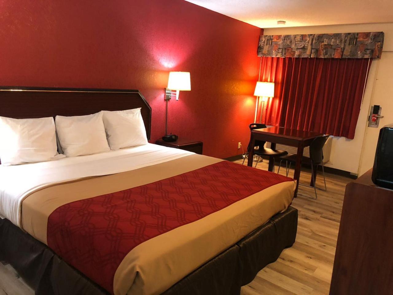 Econo Lodge Historic Area Williamsburg Eksteriør billede